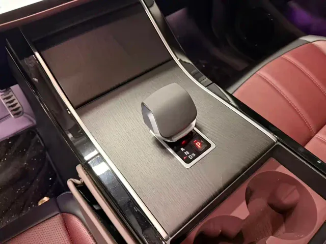 Land Rover Range Rover Evoque — Фото автомобиля 7