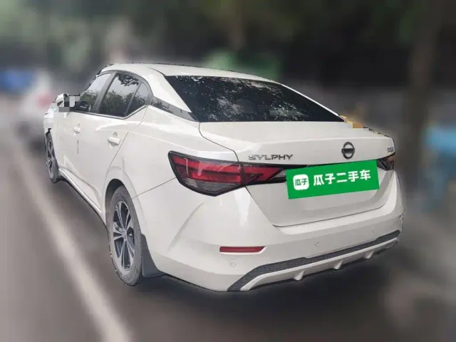 Nissan Sylphy — Фото автомобиля 24