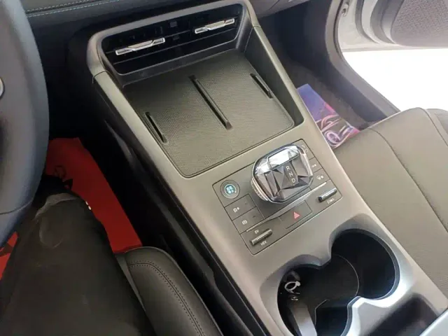 BYD Qin PLUS — Фото автомобиля 13