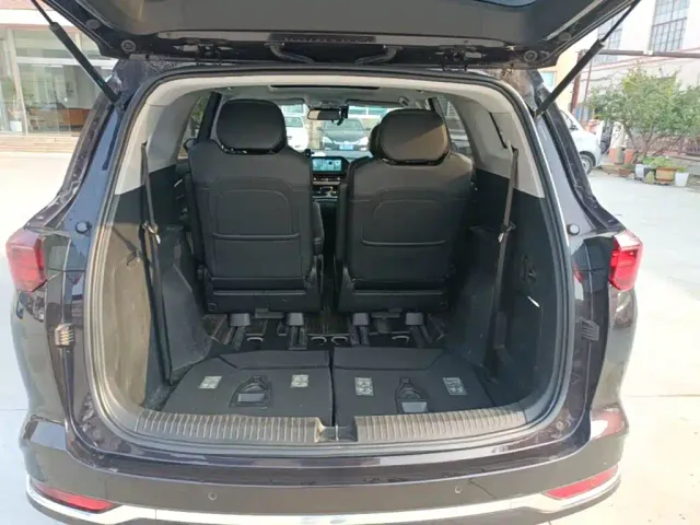 Wuling Victory — Фото автомобиля 18