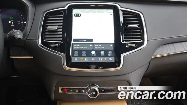 Volvo XC90 — Фото автомобиля 18