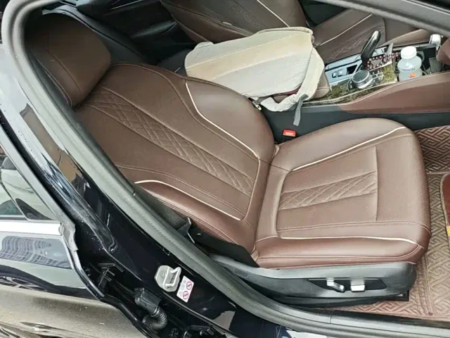 BMW 5 Series — Фото автомобиля 24