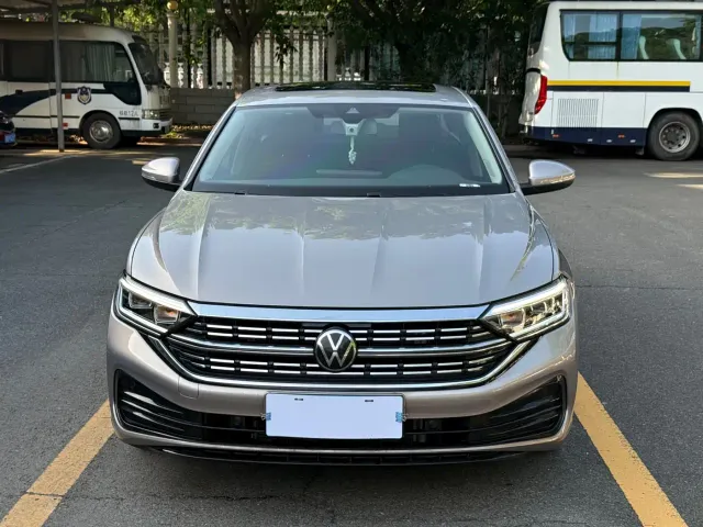 Volkswagen Sagitar — Фото автомобиля 2