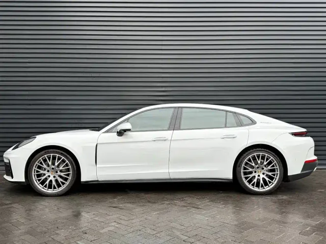 Porsche Panamera — Фото автомобиля 4