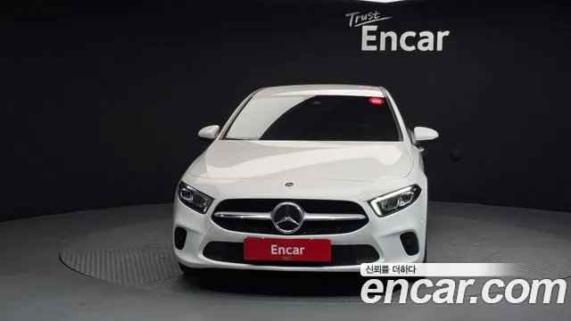 Mercedes-Benz A-Class — Фото автомобиля 3