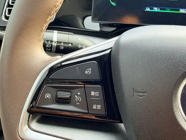 BYD Qin PLUS — Фото автомобиля 17