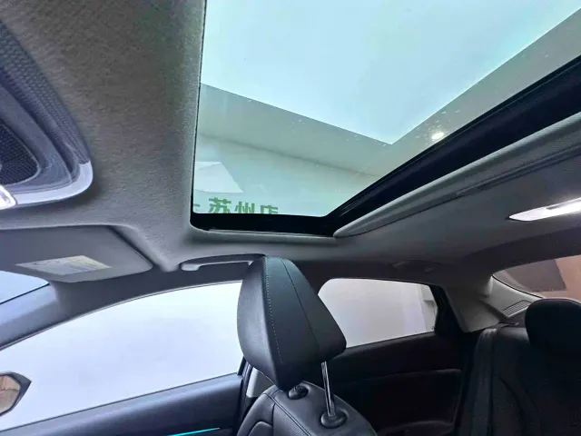 Hyundai Elantra — Фото автомобиля 14