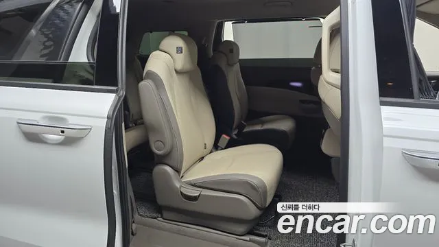 Kia Carnival 4th Gen — Фото автомобиля 17