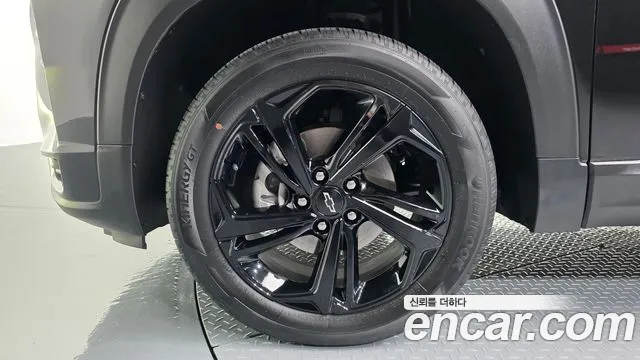 ChevroletGMDaewoo Trailblazer Trailblazer 1.3 турбо 4WD — Фото автомобиля 4