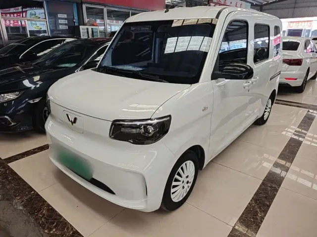 Фотография автомобиля — Wuling Zhiguang NEV