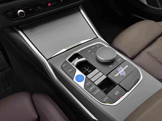BMW i3 — Фото автомобиля 13