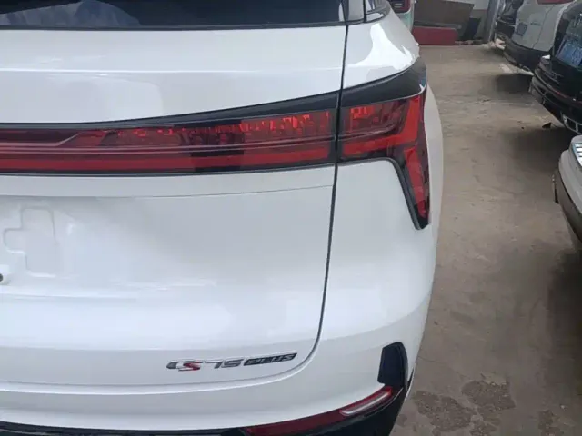Changan CS75 Plus — Фото автомобиля 7