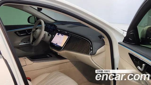 Mercedes-Benz E-Class W214 — Фото автомобиля 11