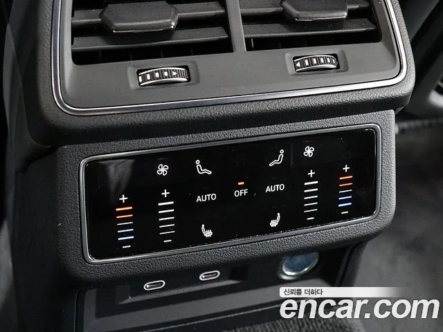 Audi S7 — Фото автомобиля 12