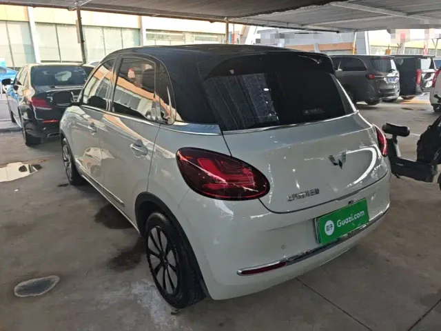 Wuling Bingo — Фото автомобиля 4