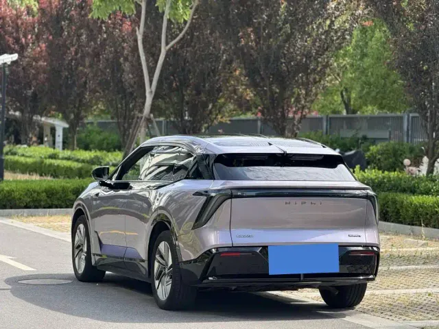 HiPhi HiPhi Y 2023 560km Pioneer Edition — Фото автомобиля 8