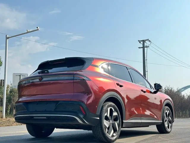 Baojun Yunhai — Фото автомобиля 7
