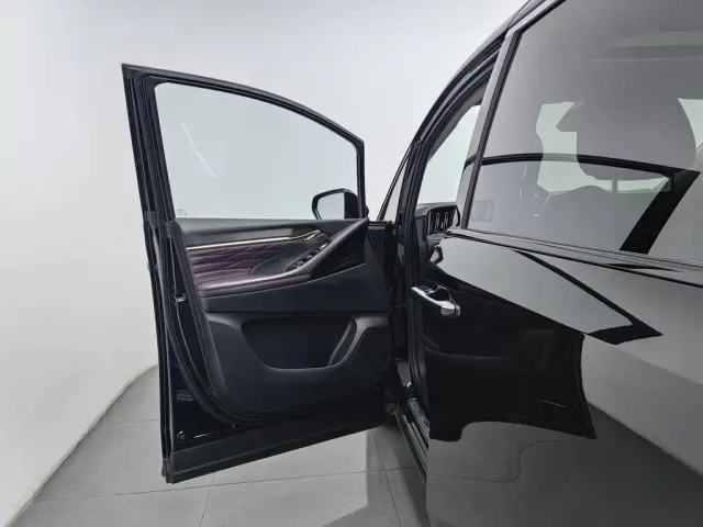 GAC Trumpchi M8 — Фото автомобиля 8