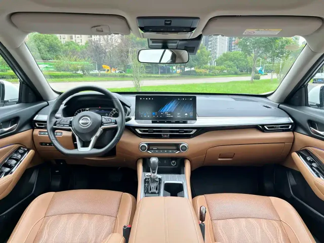 Nissan Teana — Фото автомобиля 10