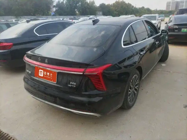 Hongqi H5 — Фото автомобиля 10