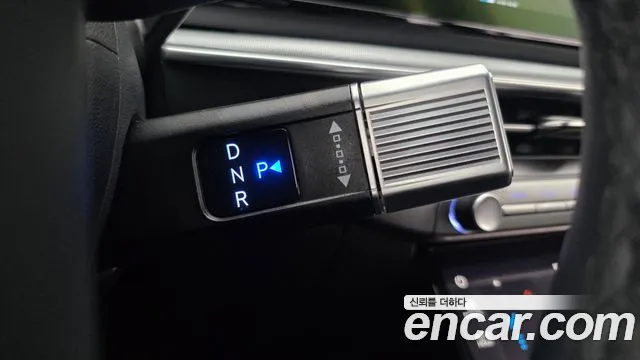 Hyundai Grandeur GN7 — Фото автомобиля 12
