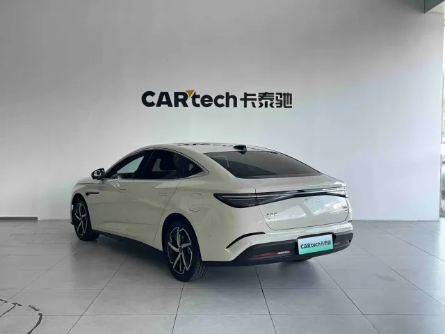 BYD Seal 07 DM-i — Фото автомобиля 6