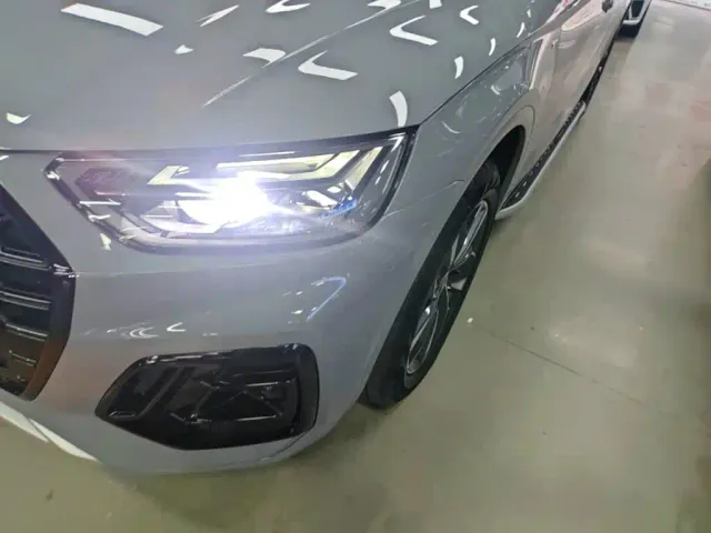 Audi Q5L — Фото автомобиля 23