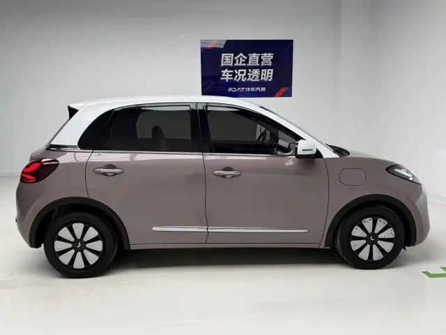 Wuling Bingo — Фото автомобиля 7