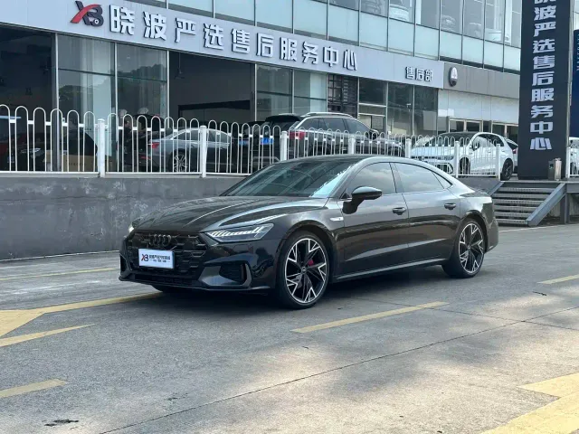 Фотография автомобиля — Audi A7L