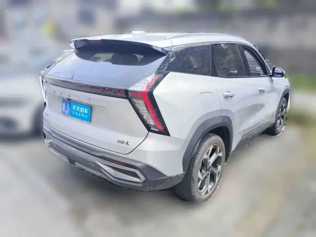 Geely Boyue L — Фото автомобиля 5