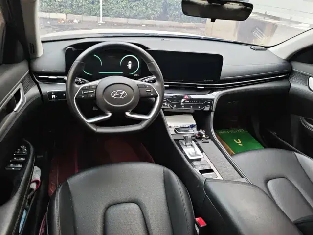 Hyundai Mistra — Фото автомобиля 12