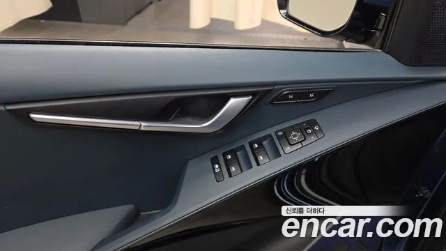 Kia Niro New — Фото автомобиля 29