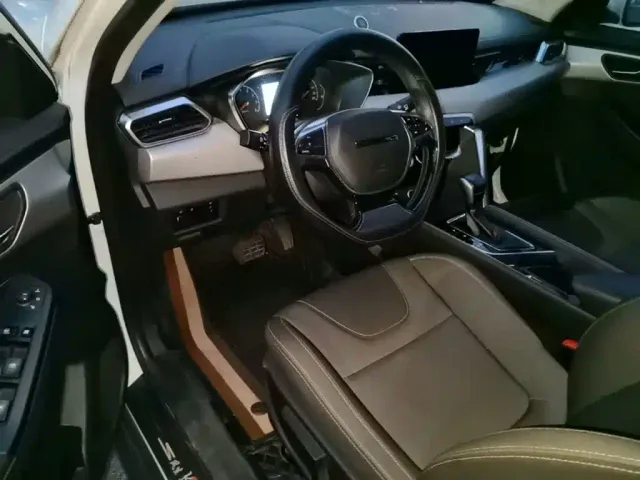 BAIC X3 — Фото автомобиля 15
