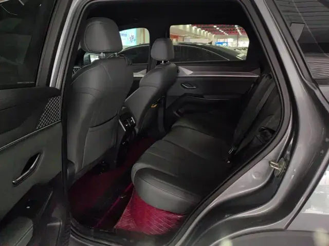 BYD Song Pro — Фото автомобиля 11