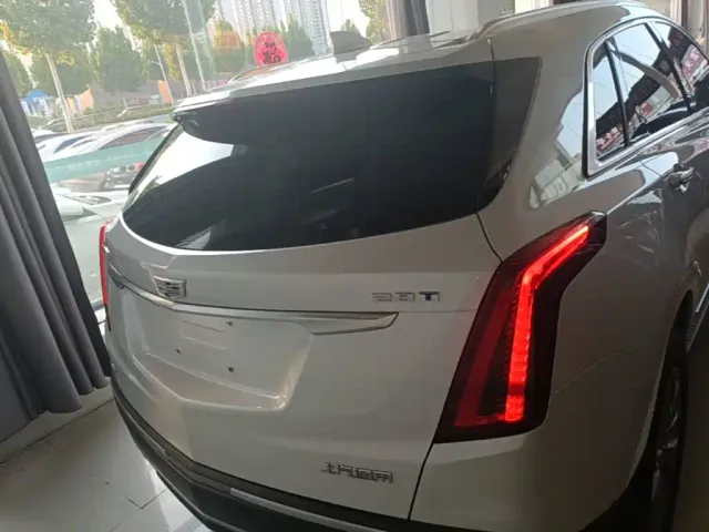 Cadillac XT5 — Фото автомобиля 5