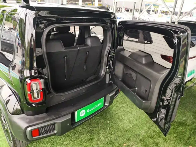 Baojun Yep — Фото автомобиля 14