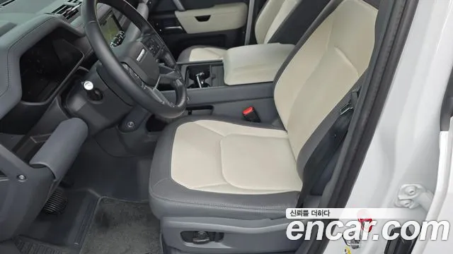 Land Rover Defender Defender (L663) 110 P300 X-Dynamic SE — Фото автомобиля 29