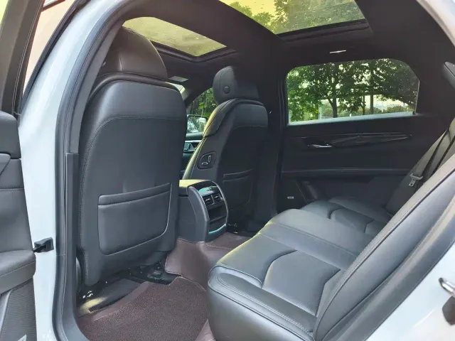 Cadillac CT6 — Фото автомобиля 12