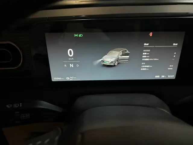 Leapmotor C11 — Фото автомобиля 6