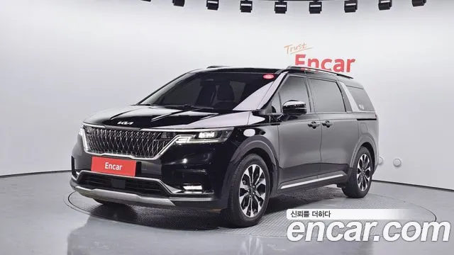 Фотография автомобиля — Kia Carnival Generation 4