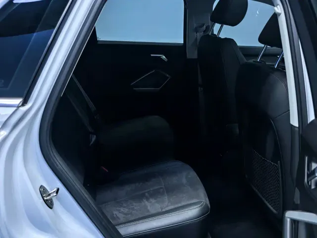 Audi Q3 — Фото автомобиля 24