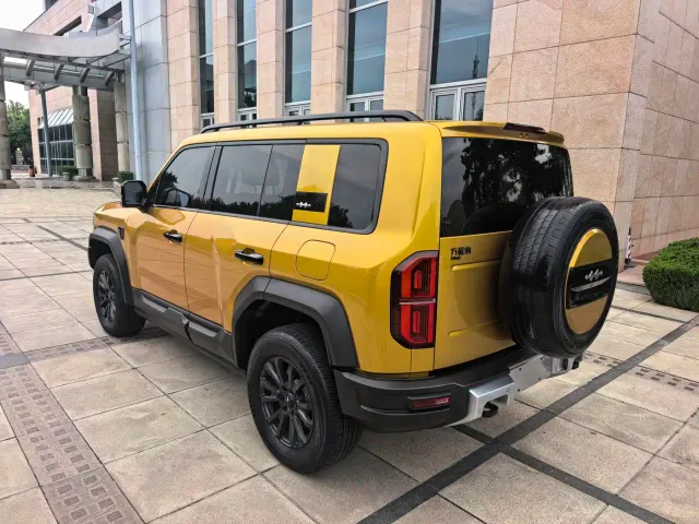 BYD FangChengBao Leopard 5 — Фото автомобиля 5