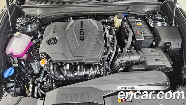 Hyundai Grandeur GN7 — Фото автомобиля 6