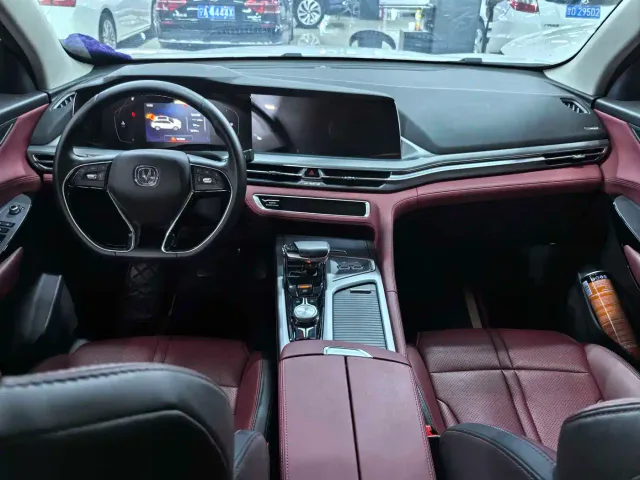 Changan CS75 Plus — Фото автомобиля 8