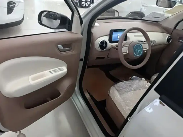 Wuling Hongguang Mini EV — Фото автомобиля 15
