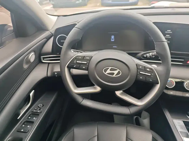 Hyundai Elantra 2023 1.5L CVT GLX Elite Edition — Фото автомобиля 6