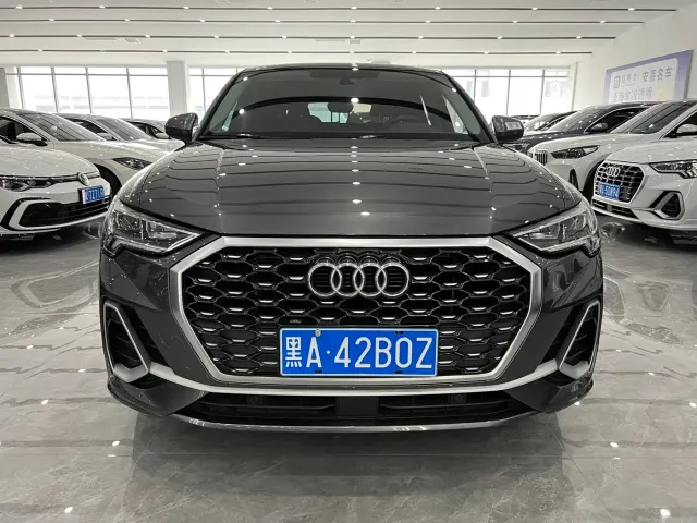 Audi Q3 Sportback — Фото автомобиля 2