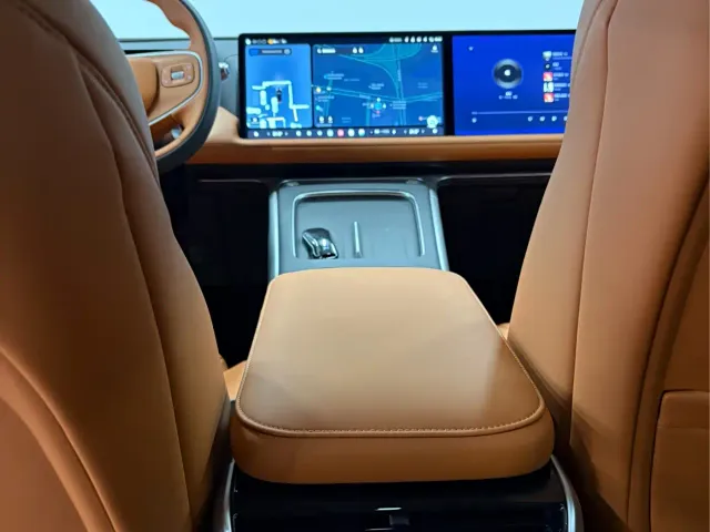 Xpeng G9 — Фото автомобиля 7