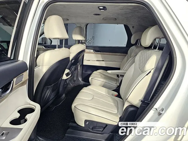 Hyundai Palisade Palisade Бензин 3.8 4WD — Фото автомобиля 12