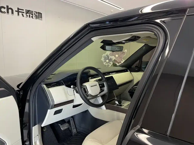 Land Rover Range Rover — Фото автомобиля 23